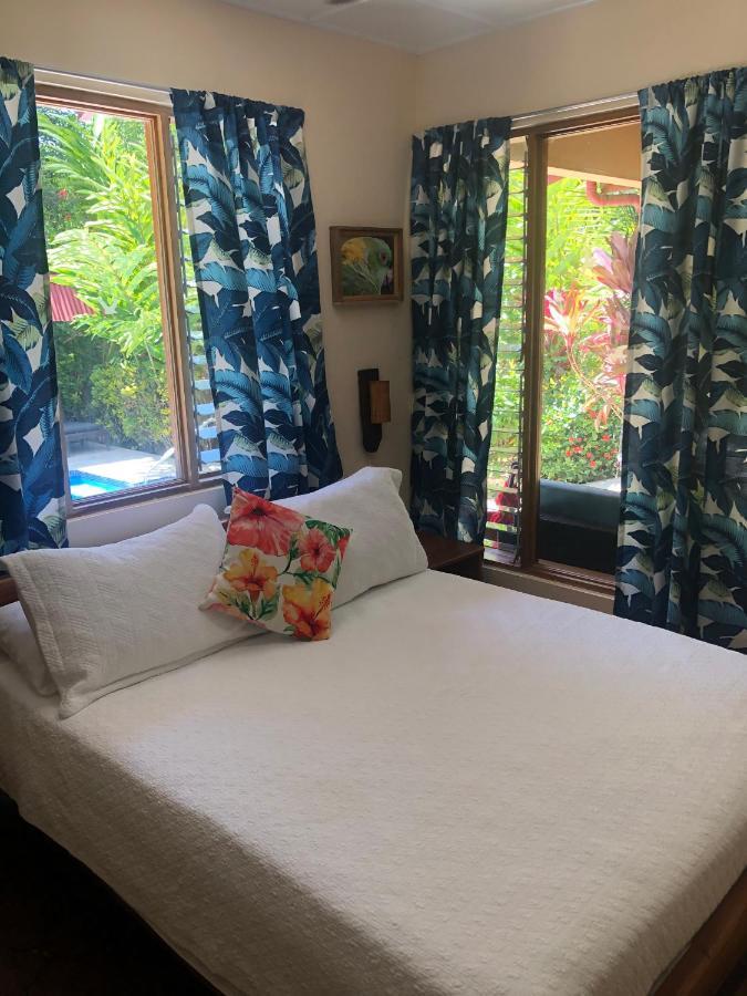 Hotel El Mono Feliz Ojochal Ngoại thất bức ảnh