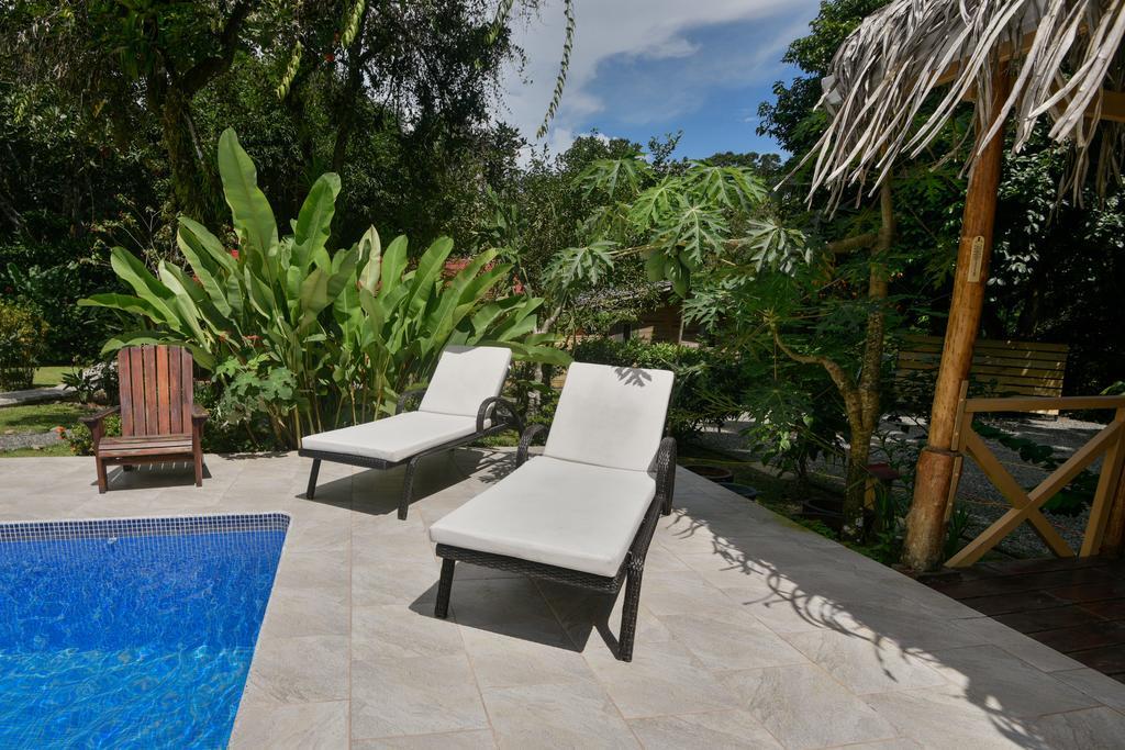Hotel El Mono Feliz Ojochal Ngoại thất bức ảnh